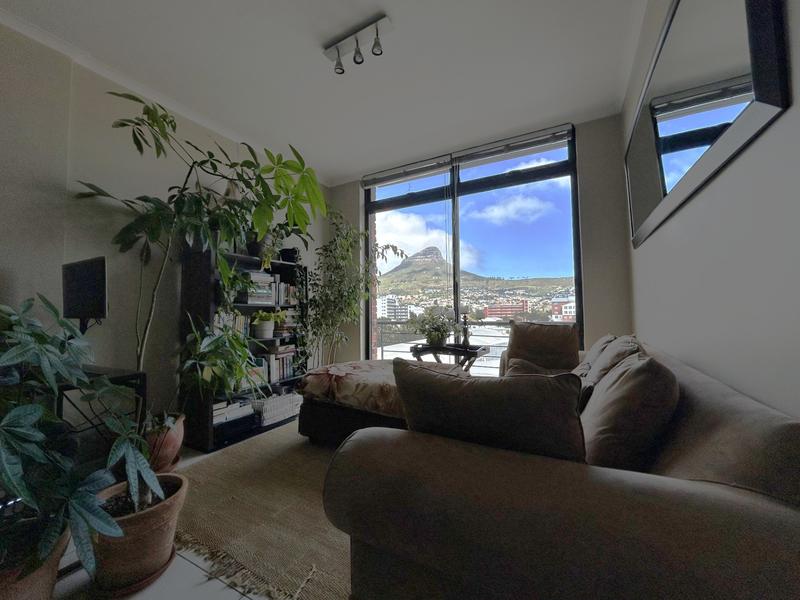 1 Bedroom Property for Sale in Gardens Western Cape